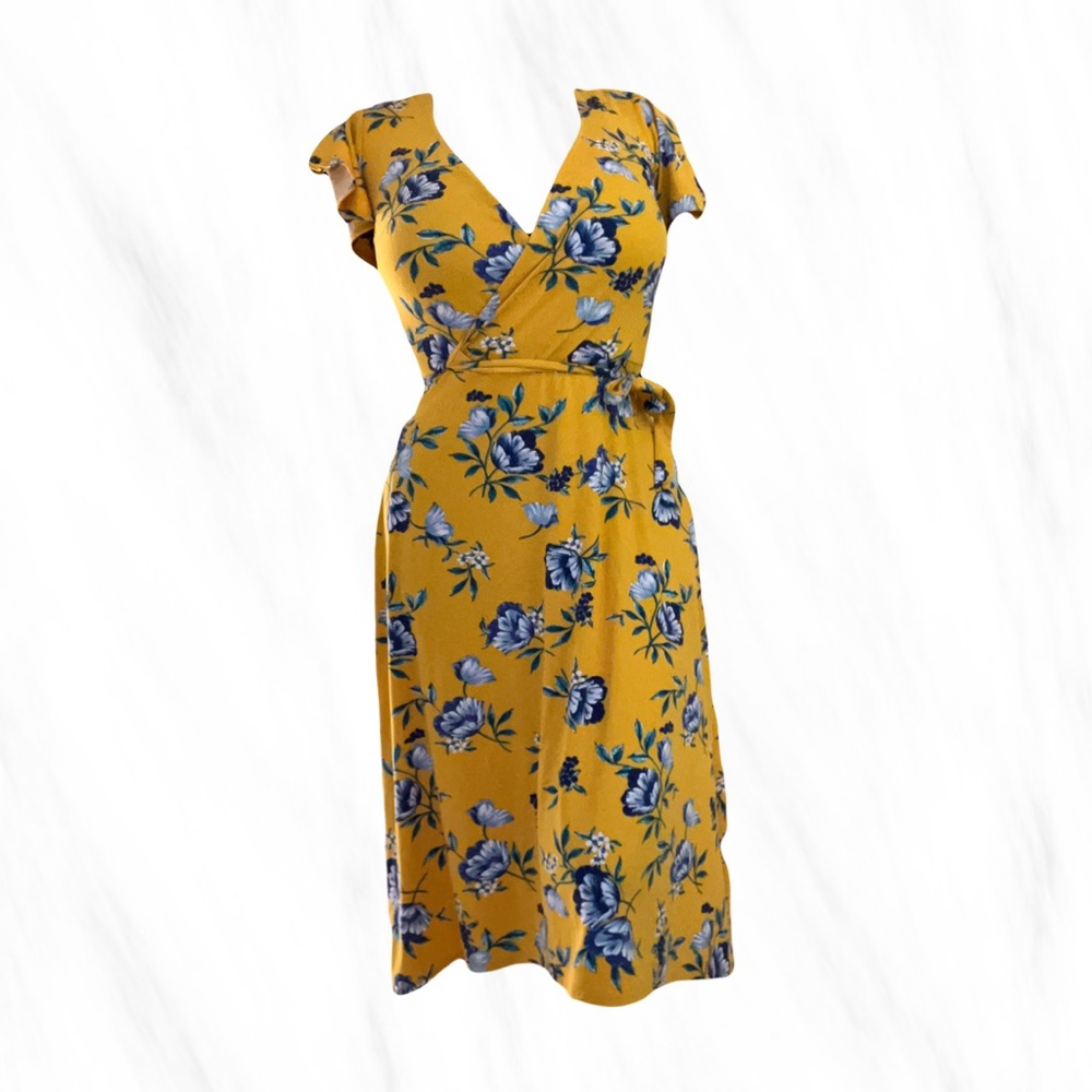 Floral,summer, spring  golden yellow with blue flowers dress Size:M Brand:By&BY